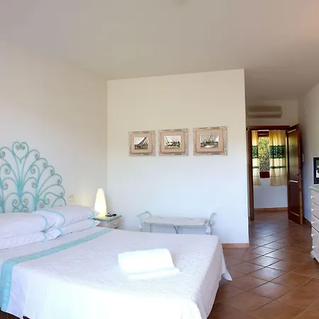 Piccolo Pevero Hotel 3*