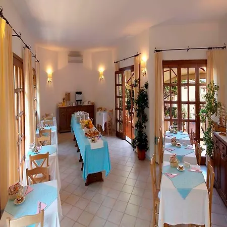 Piccolo Pevero 3* Porto Cervo